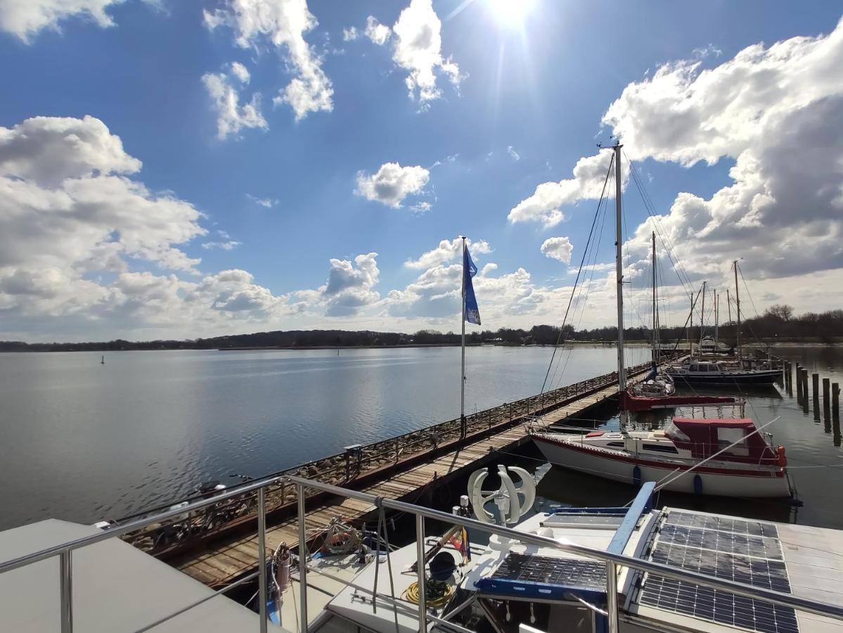 Hausboot Hilja Hotel Schleswig Bagian luar foto
